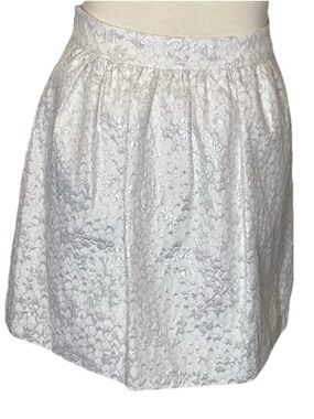 White Silver design Women's Skirt Size 5